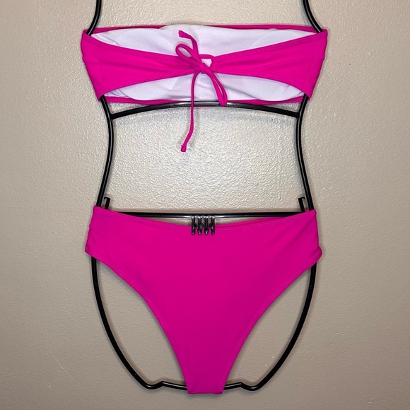 Vibrant Pink Bandeau Bikini Size Medium - Picture 4 of 7